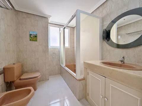 Piso de 154 m² en Almería