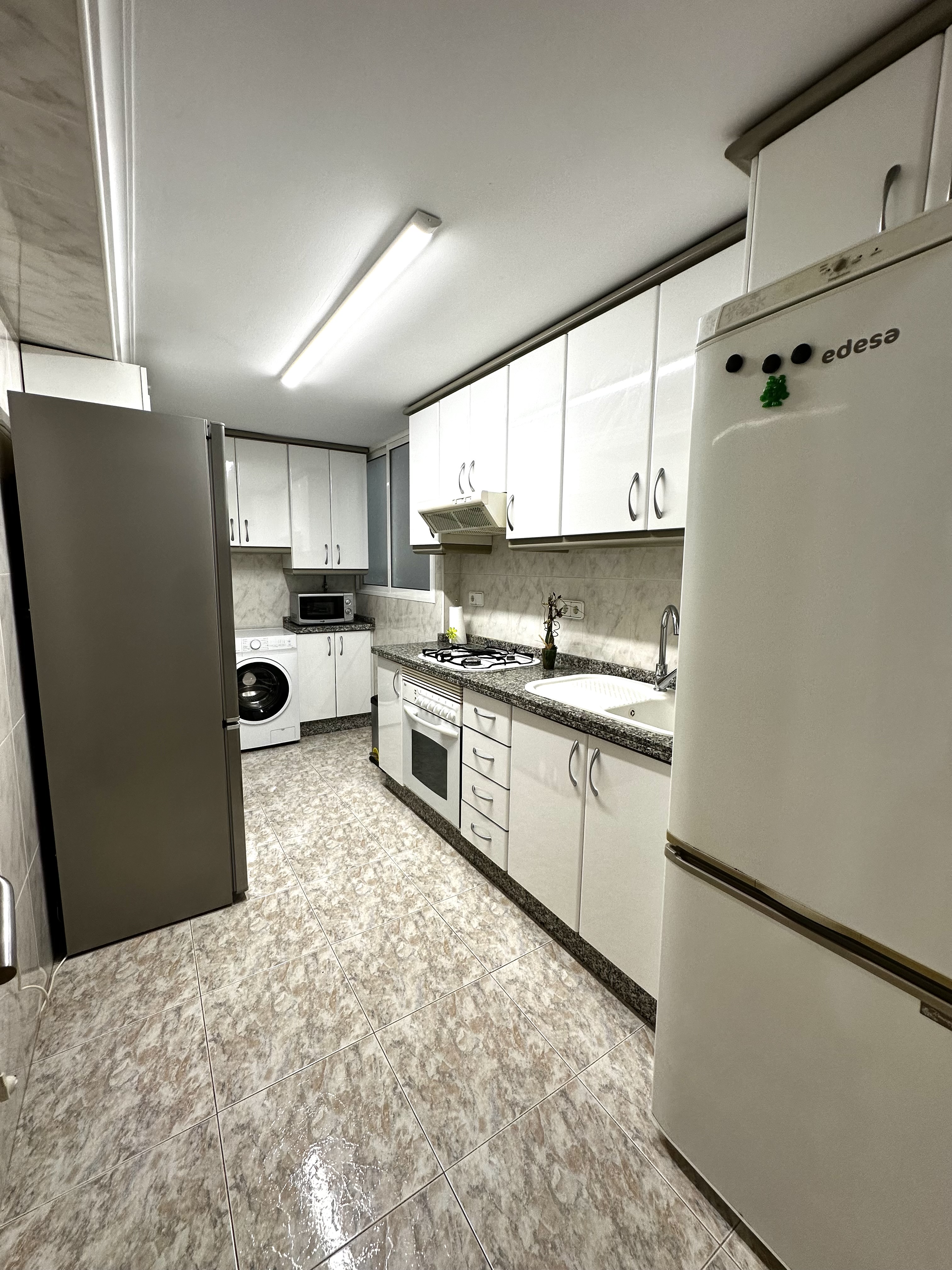 Habitación 100 m², Alicante