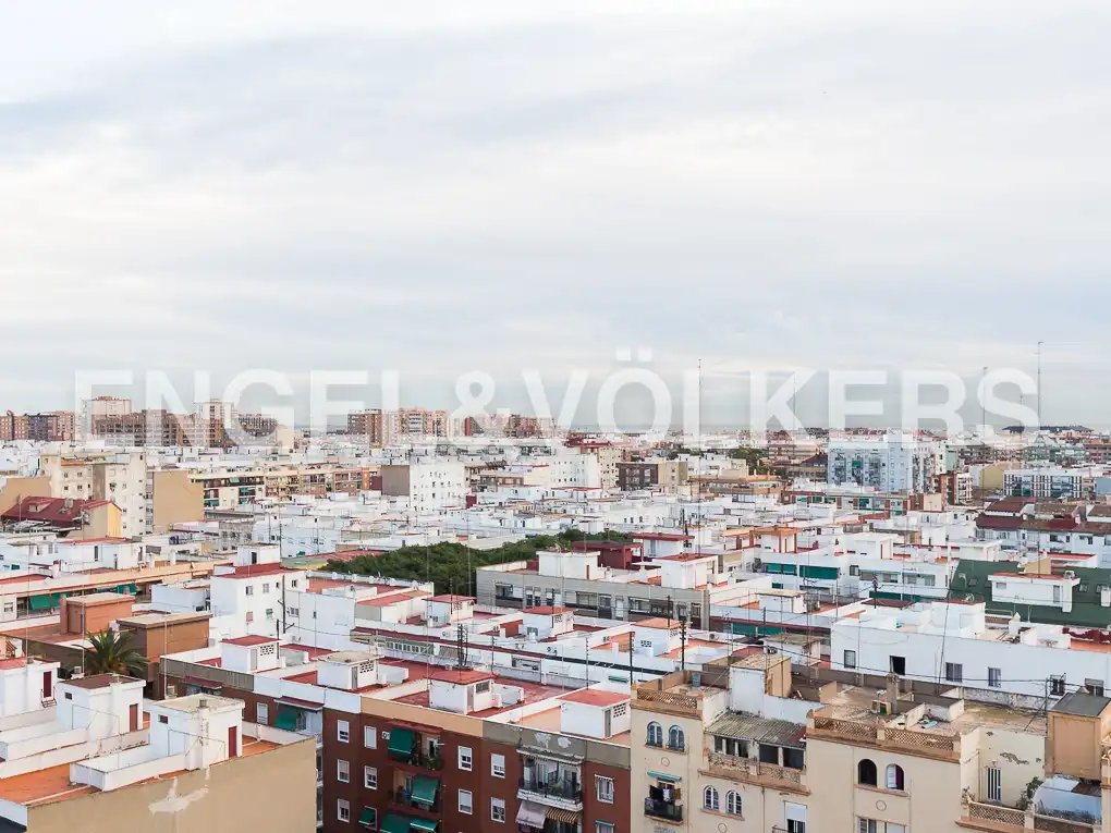 Wohnung 96 m² in Valencia