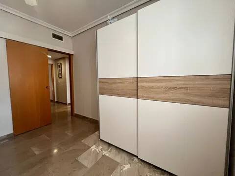 Apartamento 95 m² em Sevilla