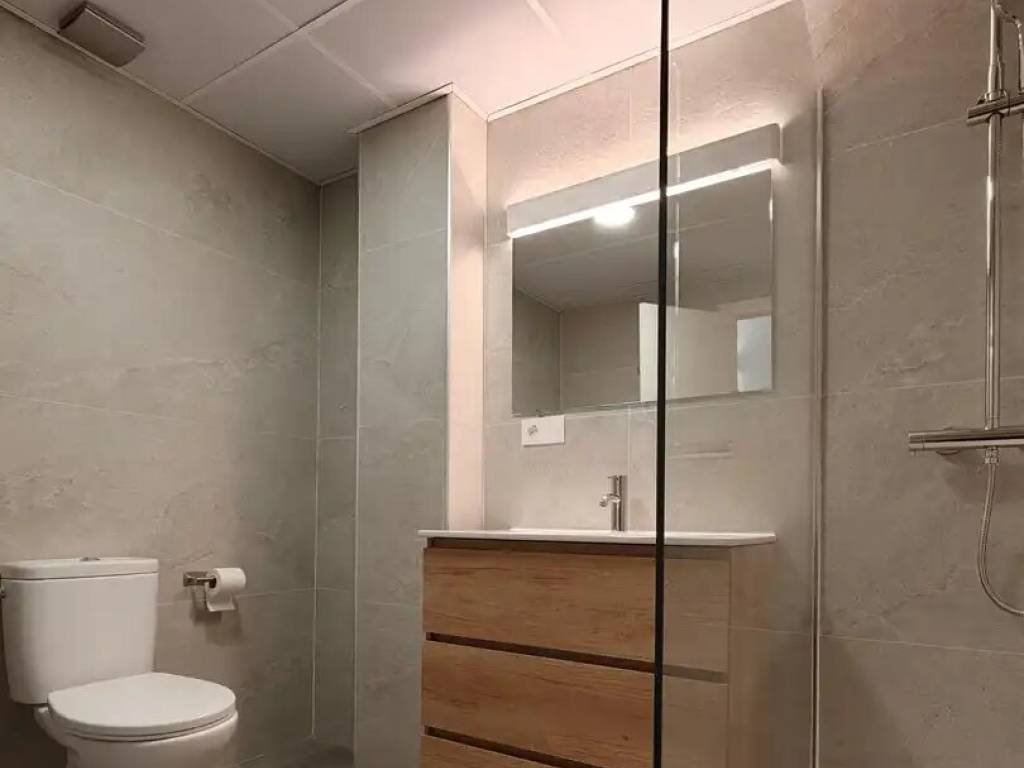 Piso de 90 m² en Alicante