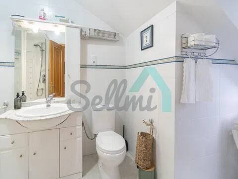 Piso de 120 m² en Castropol