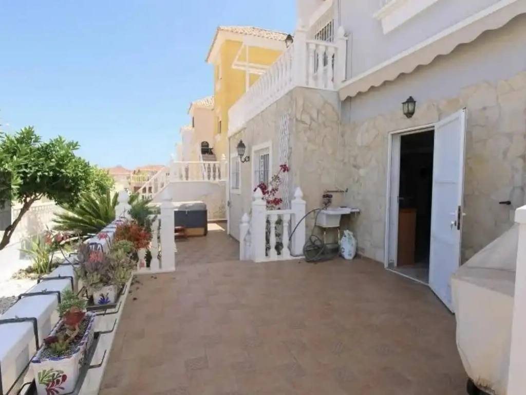 Casa de 123 m² en Orihuela