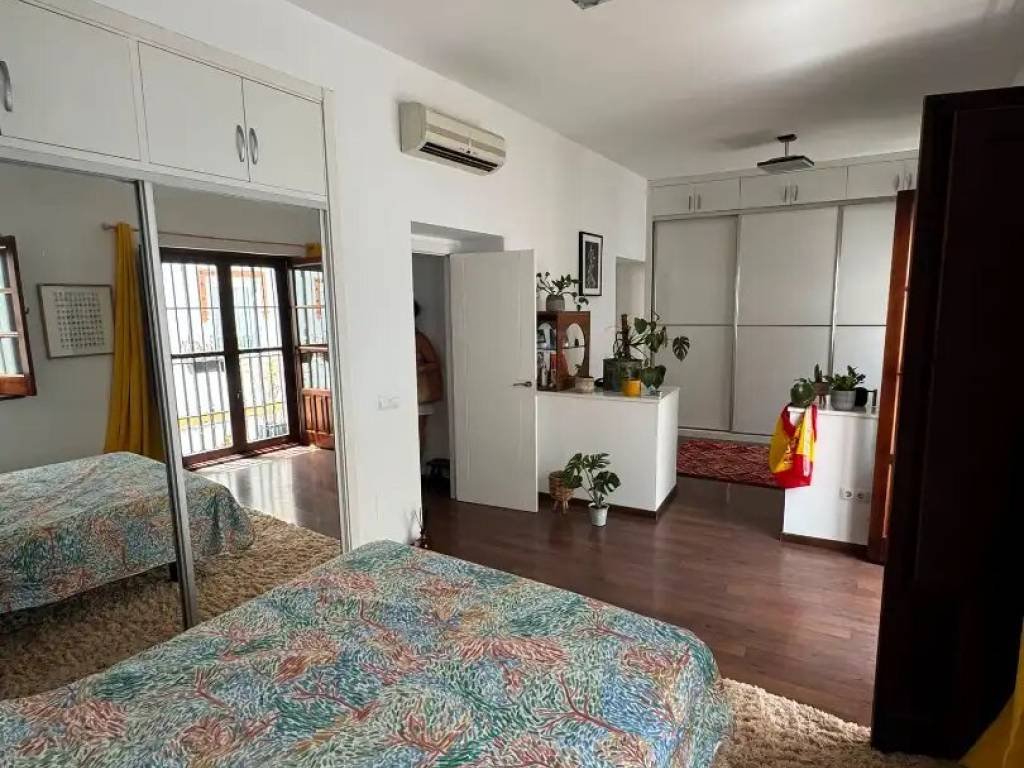Casa de 244 m² en Sevilla