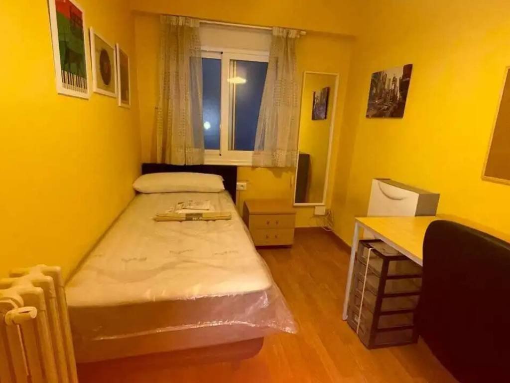 Piso de 95 m² en Ourense