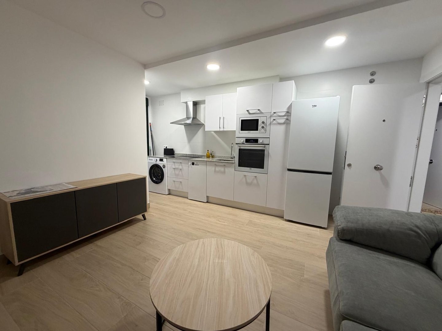 Pis de 710 m² a Carbonero el Mayor