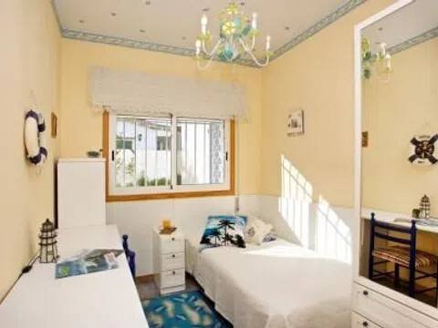 Casa de 300 m² en Redondela