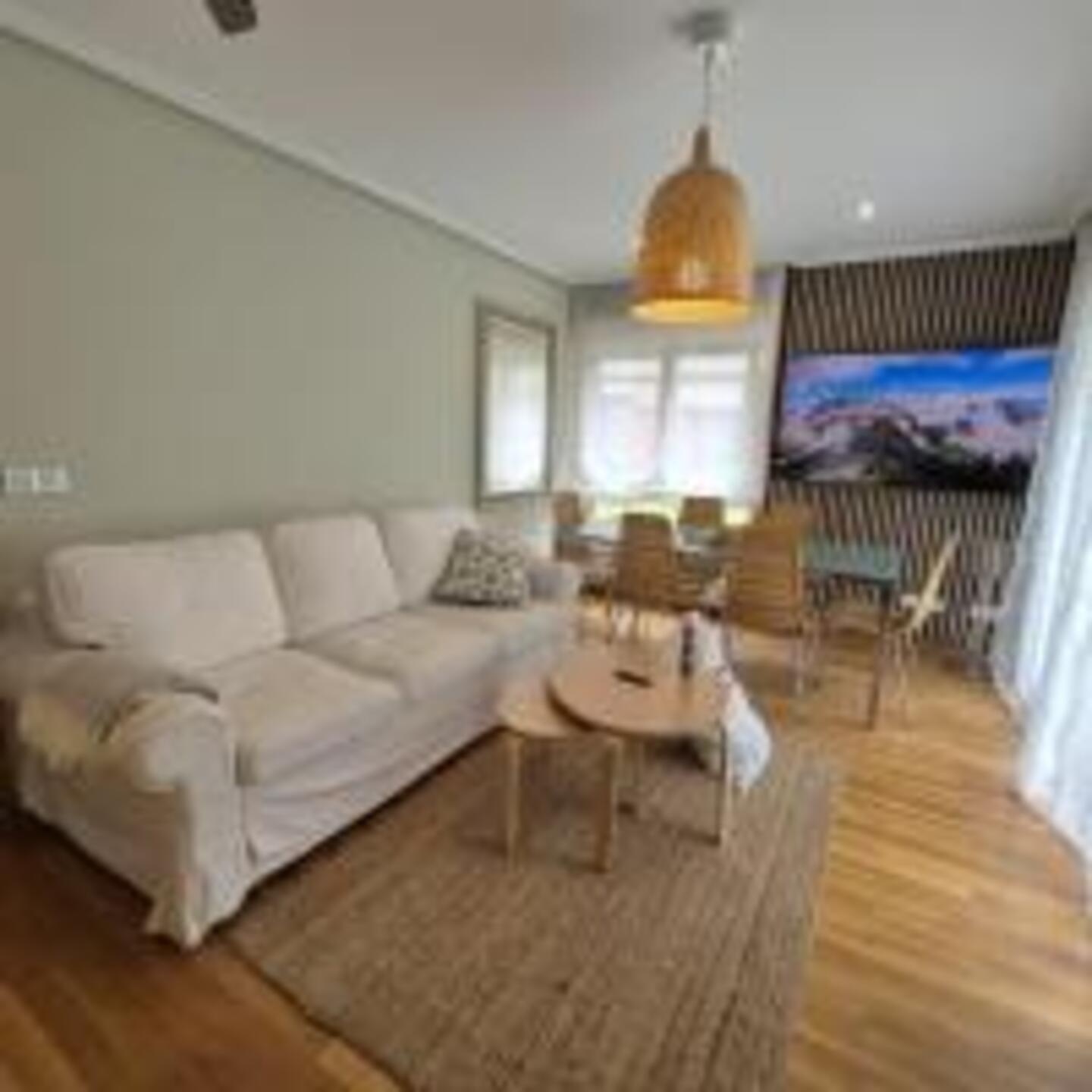 Piso de 50 m² en Oleiros