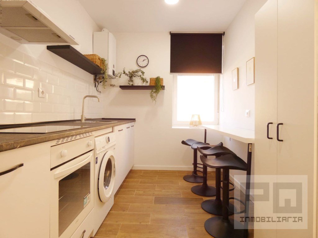 Habitación 100 m², Ávila