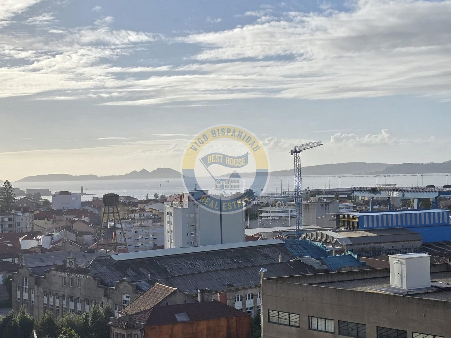 Flat 100 m² in Vigo