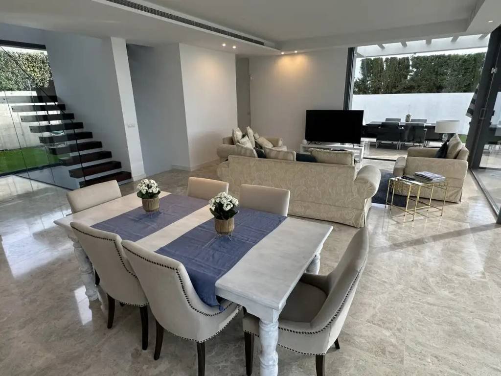 Casa de 435 m² en Estepona