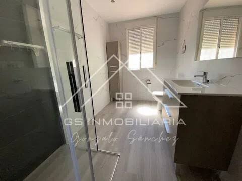 Casa de 300 m² a Lucena