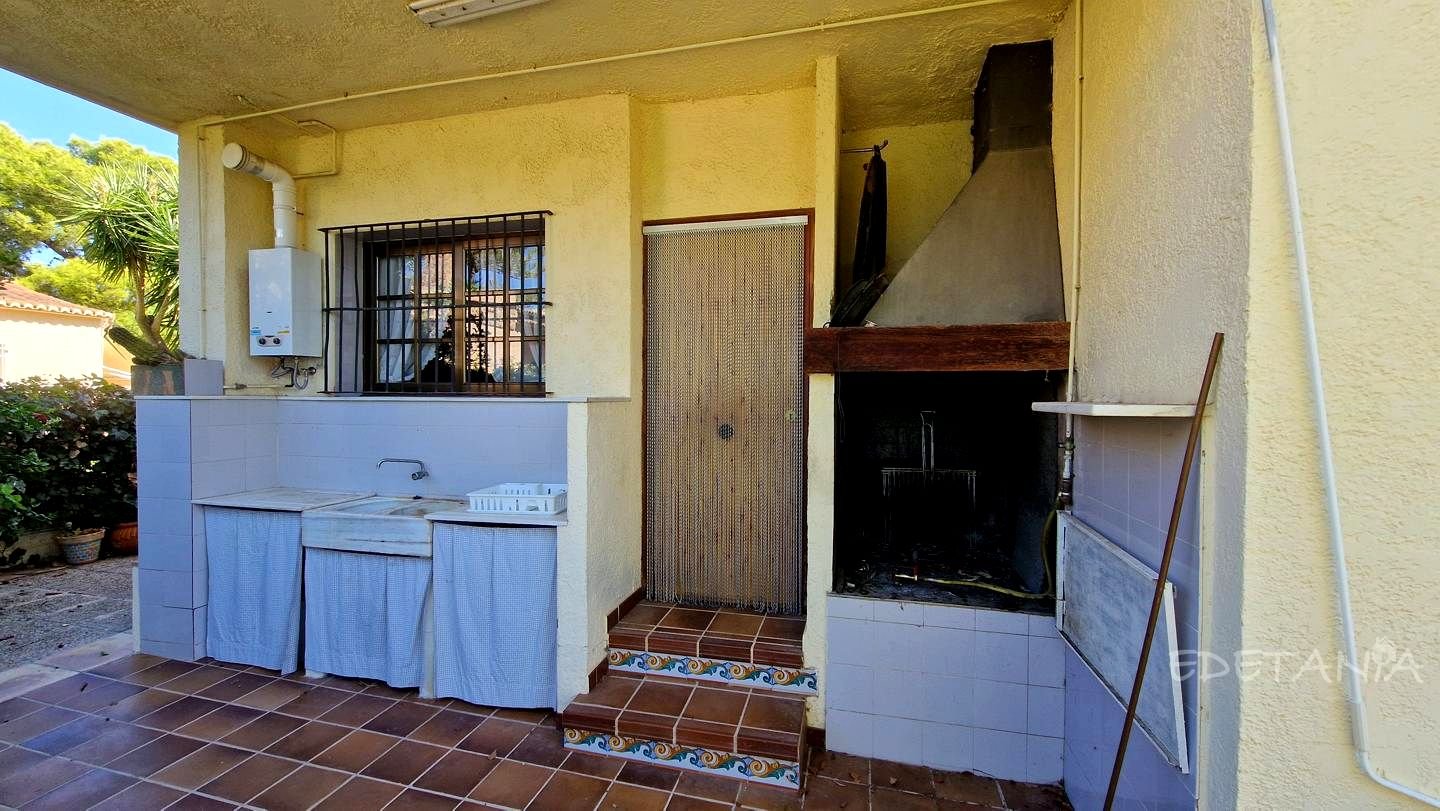 Casa de 208 m² en Nàquera / Náquera