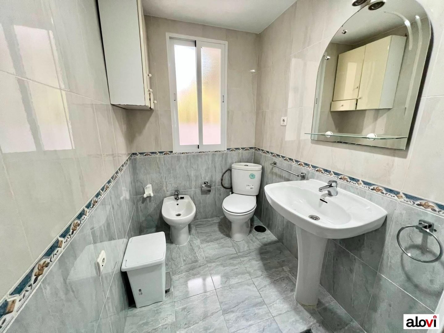 Piso de 80 m² en Granada