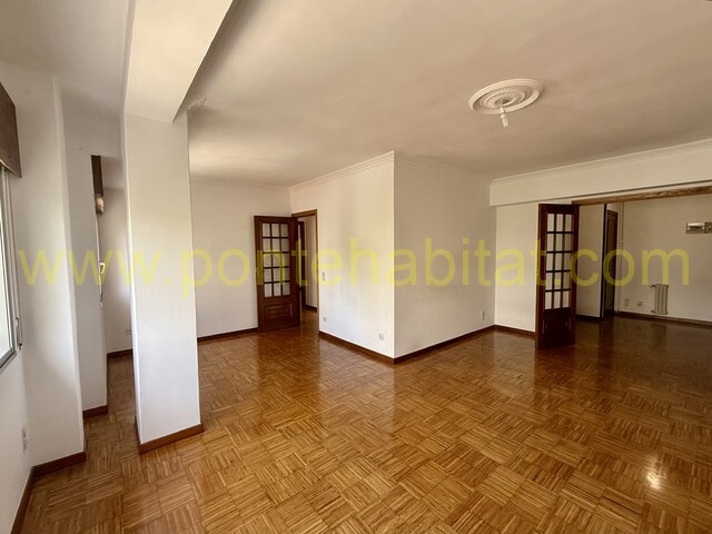 Piso de 119 m² en Pontevedra