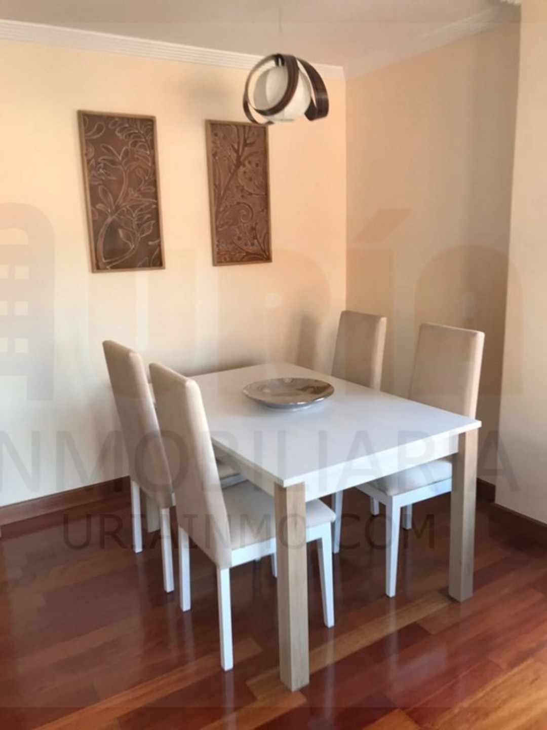 Piso de 83 m² en Oviedo