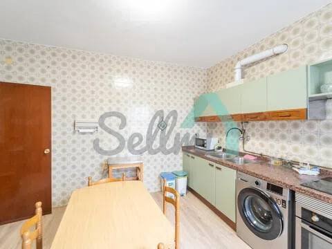 Piso de 212 m² en Oviedo