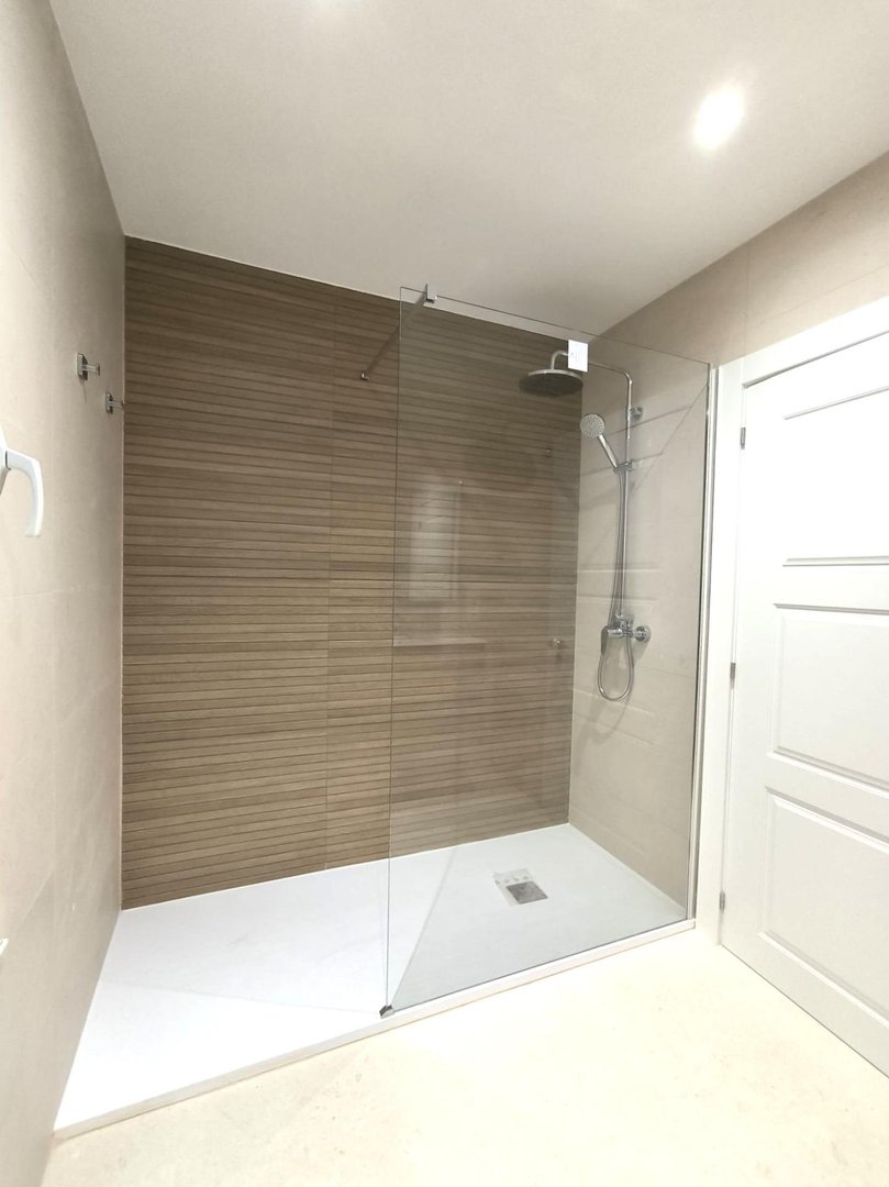 Piso de 121 m² en Oviedo