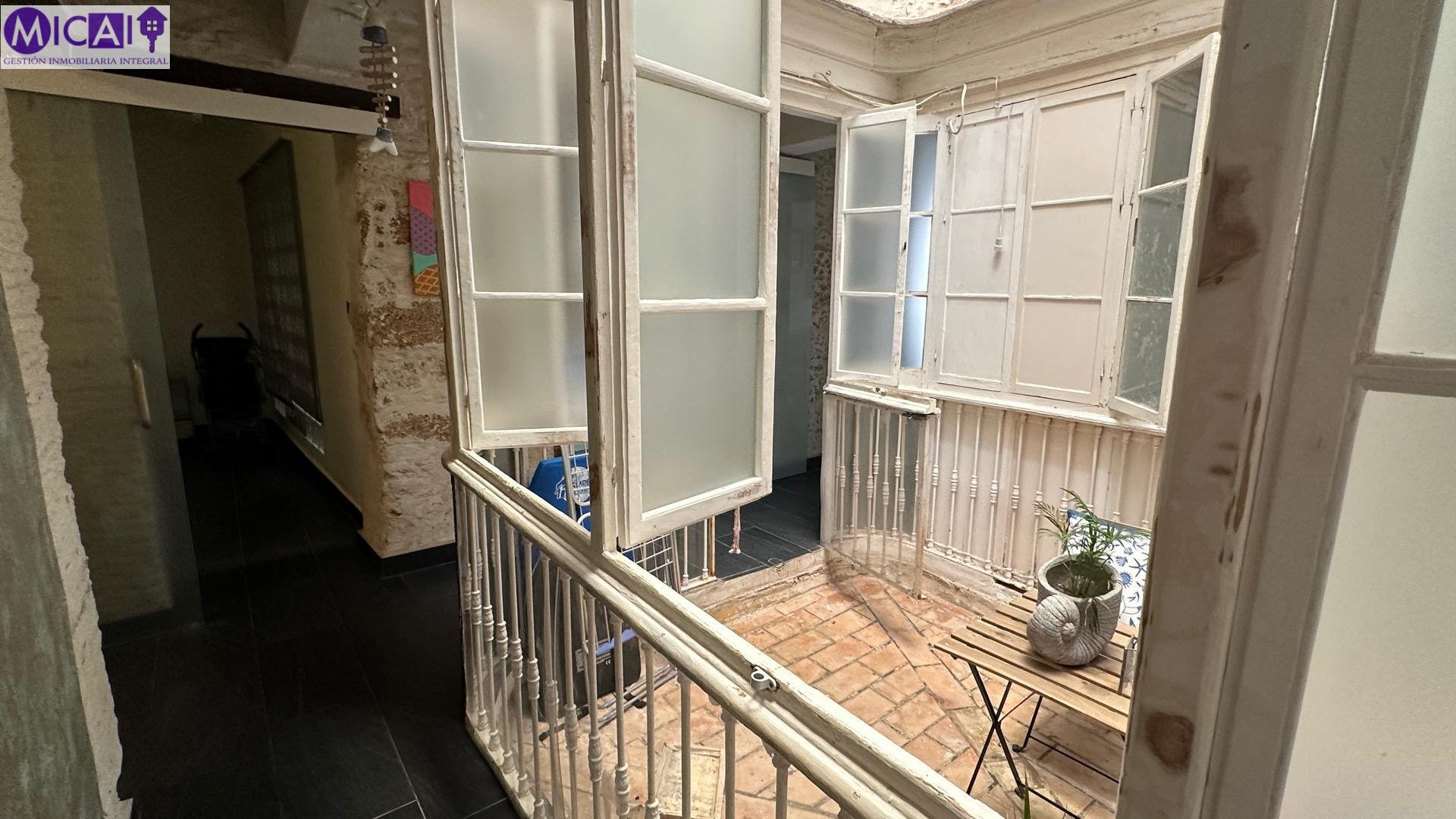 Piso de 84 m² en Cádiz