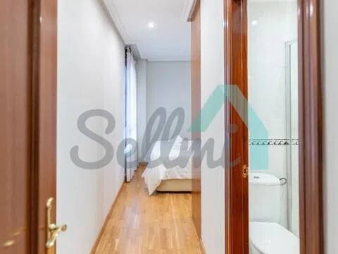 Piso de 80 m² en Oviedo
