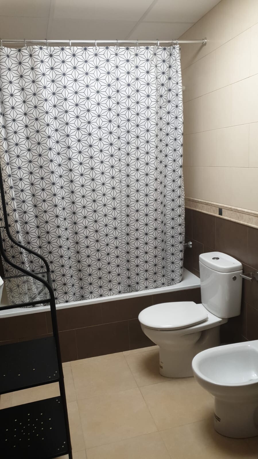 Flat 140 m² in Beas