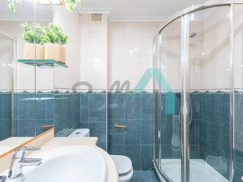 Piso de 74 m² en Oviedo