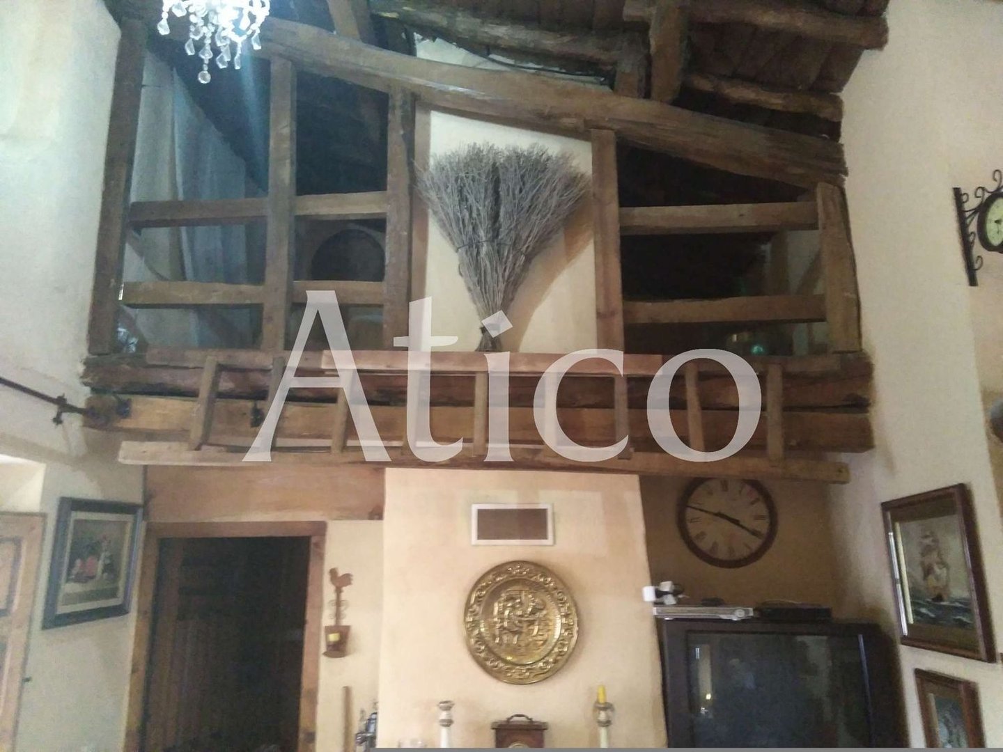 Piso de 130 m² en Nava de la Asunción