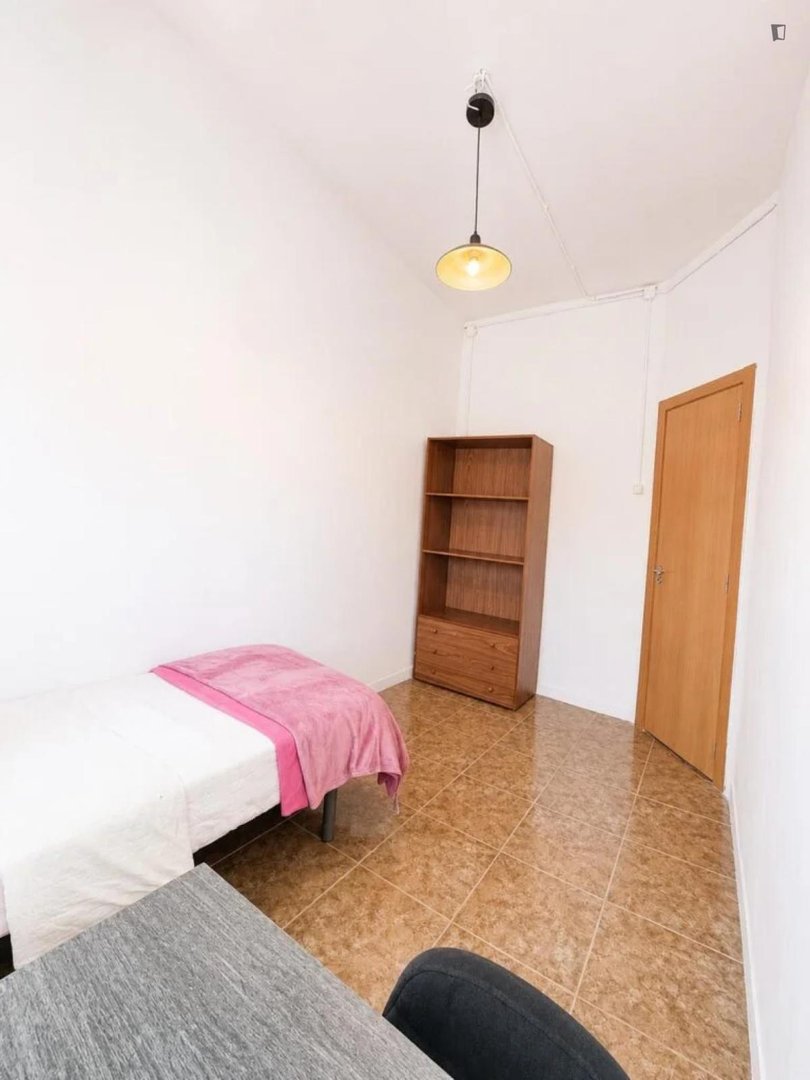 Chambre à louer, Valence
