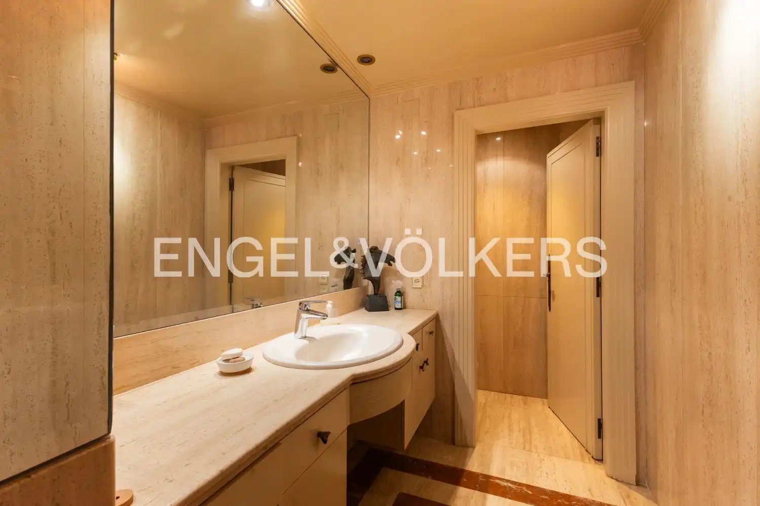 Piso de 472 m² en Oropesa del Mar
