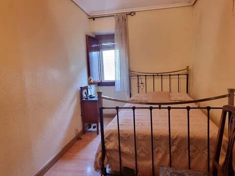 Piso de 175 m² en Alcanadre