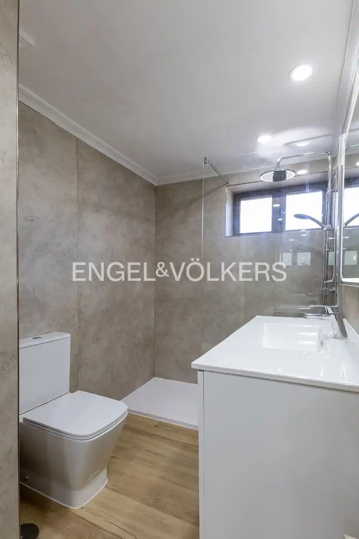 Wohnung 148 m² in Madrid