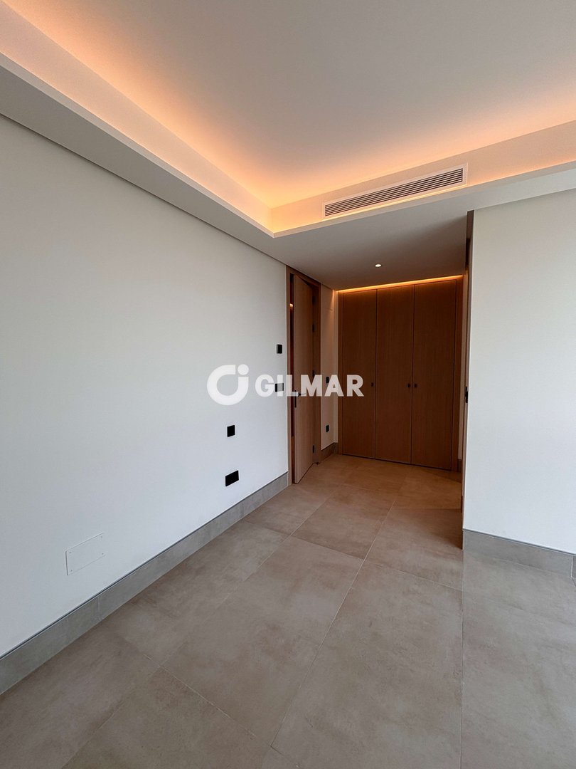 Wohnung 309 m² in Málaga