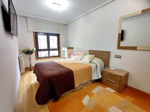 Pis de 64 m² a Oviedo