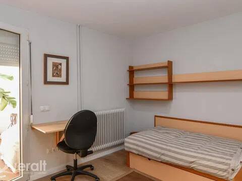 Habitación 15 m², Lérida