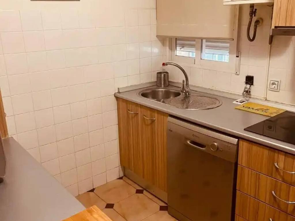 Piso de 80 m² en Granada