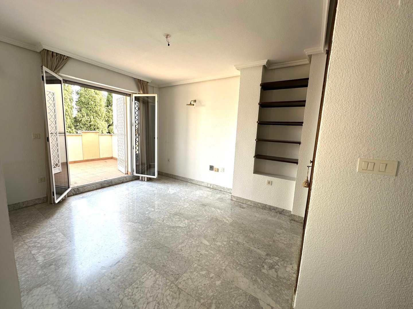 Piso de 200 m² en Granada
