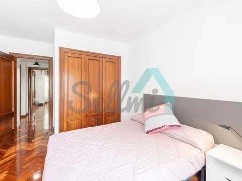 Wohnung 85 m² in Oviedo