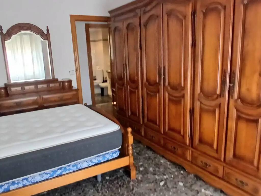 Piso de 107 m² en Almería