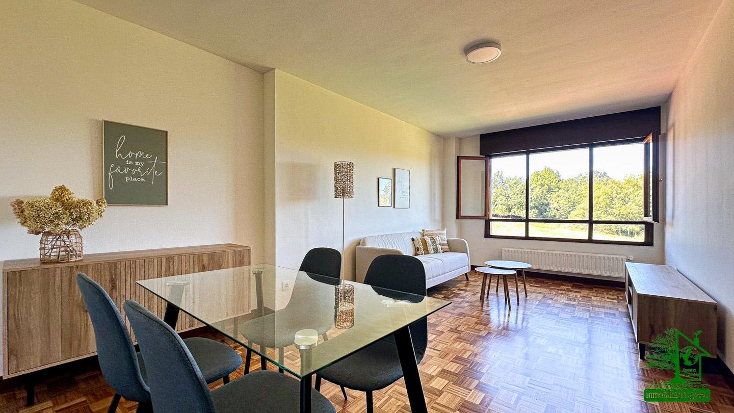 Piso de 94 m² en Oviedo