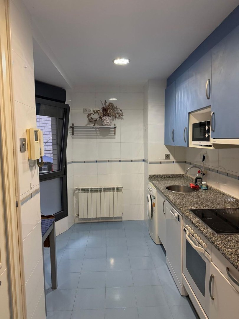 Flat 86 m² in Oviedo