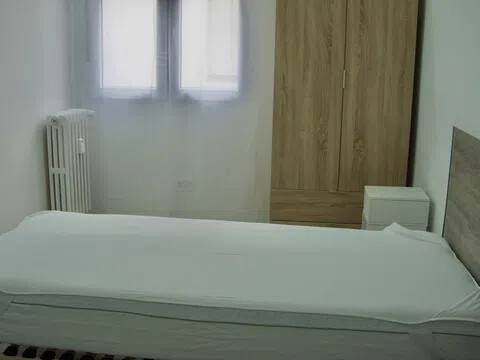 Habitación 93 m², Ávila