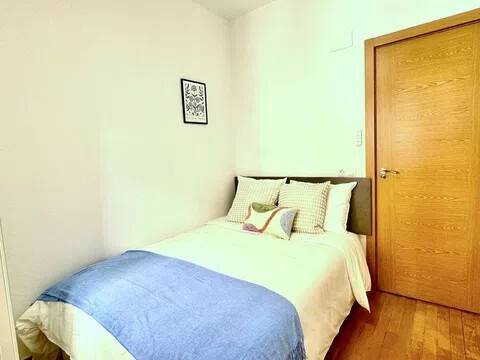 Habitación 91 m², Madrid