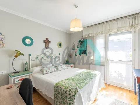 Habitación 187 m², Siero