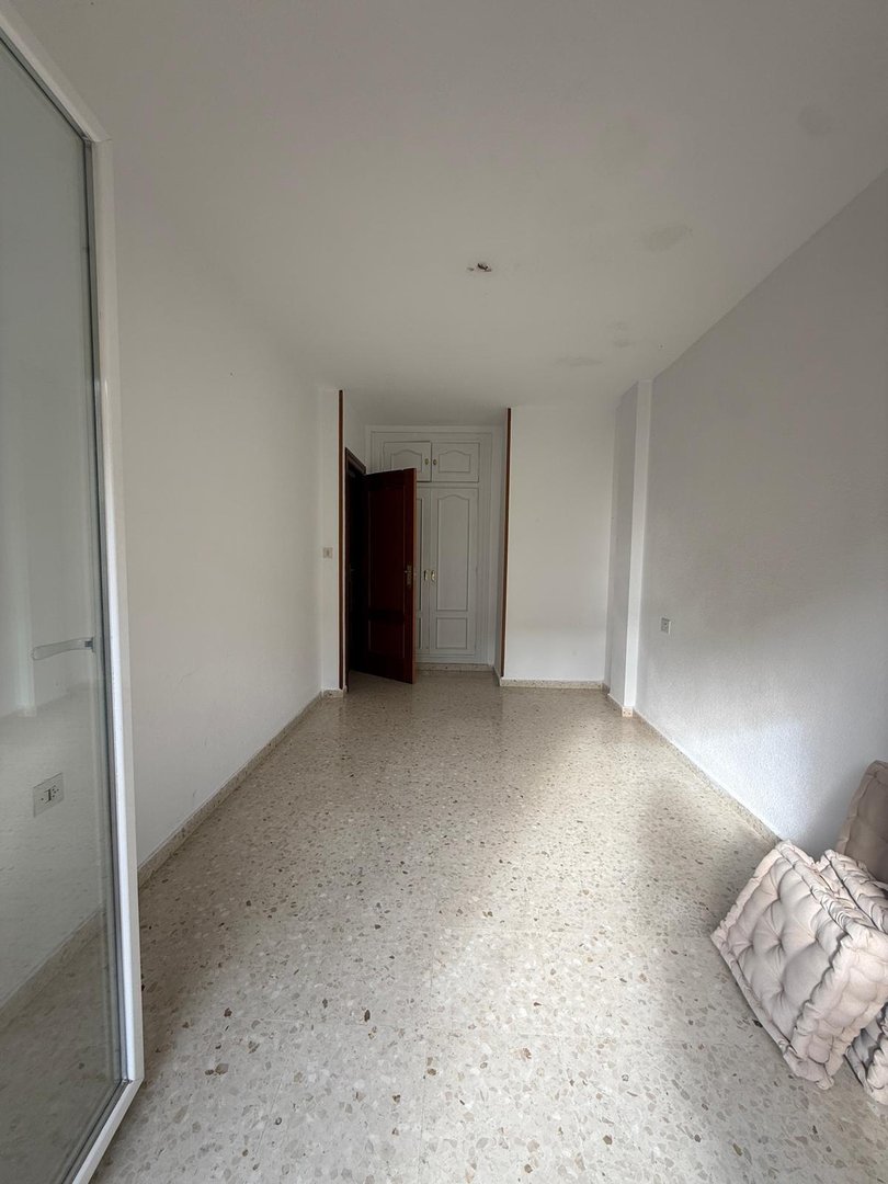 Wohnung 100 m² in Granada