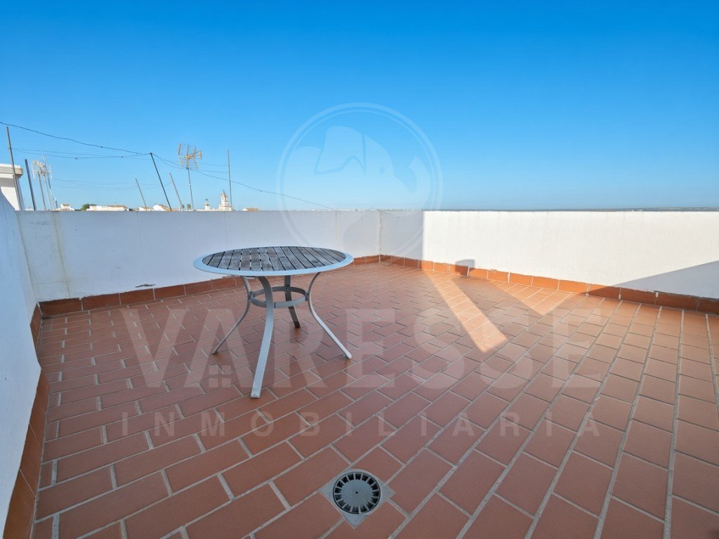 Piso de 74 m² en Aznalcázar