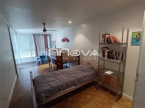 Piso de 240 m² en Poio