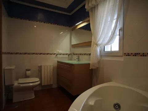 Casa de 216 m² a Udías