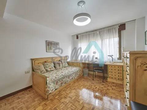 Wohnung 142 m² in Oviedo