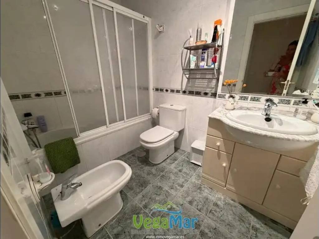 Wohnung 80 m² in Almuñécar