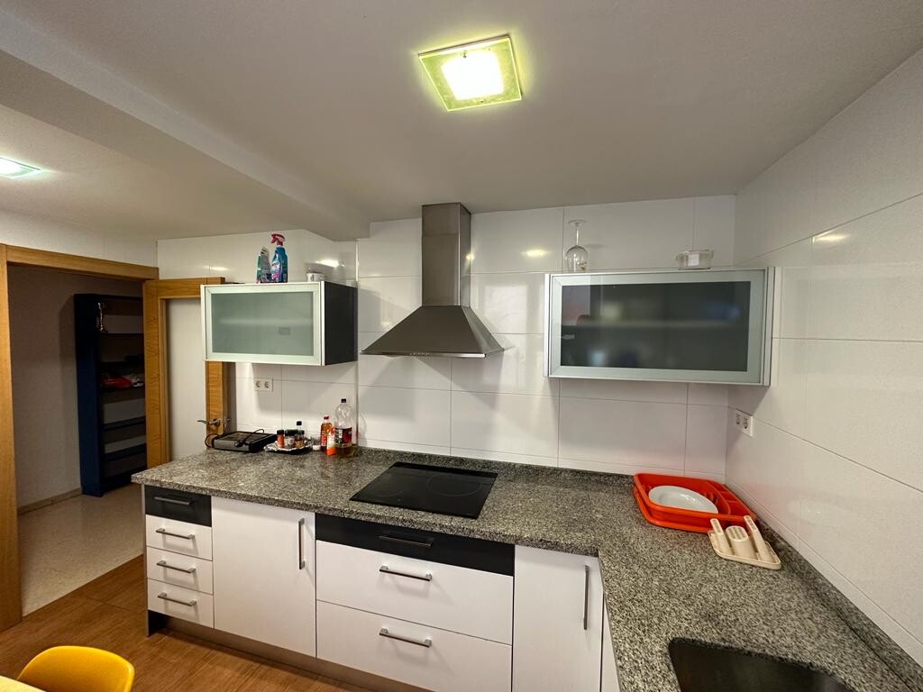 Piso de 85 m² en Granada